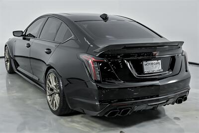 2022 Cadillac CT5-V Blackwing   - Photo 10 - Joliet, IL 60435