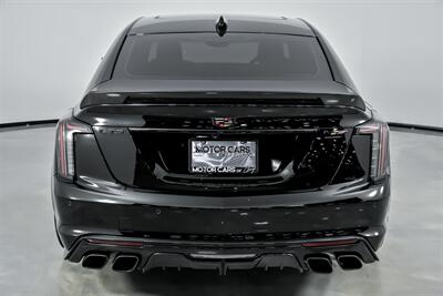 2022 Cadillac CT5-V Blackwing   - Photo 11 - Joliet, IL 60435