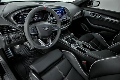 2022 Cadillac CT5-V Blackwing   - Photo 21 - Joliet, IL 60435