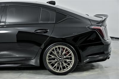 2022 Cadillac CT5-V Blackwing   - Photo 9 - Joliet, IL 60435