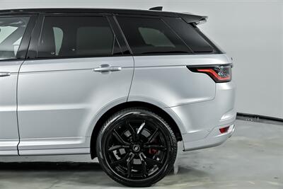 2021 Land Rover Range Rover Sport SVR   - Photo 9 - Joliet, IL 60435