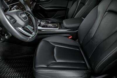 2021 Audi Q8 quattro Premium 55 TFSI   - Photo 21 - Joliet, IL 60435