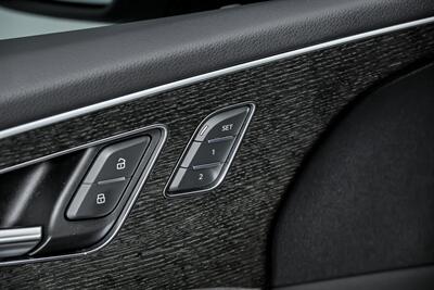 2021 Audi Q8 quattro Premium 55 TFSI   - Photo 19 - Joliet, IL 60435