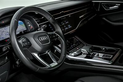 2021 Audi Q8 quattro Premium 55 TFSI   - Photo 25 - Joliet, IL 60435