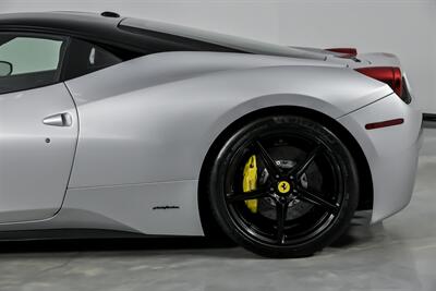 2010 Ferrari 458 Italia   - Photo 9 - Joliet, IL 60435