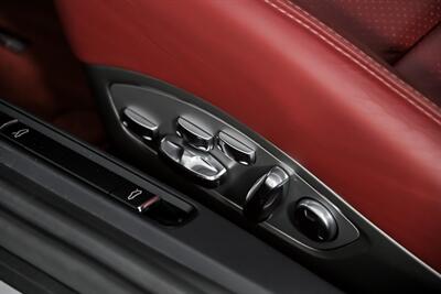 2023 Porsche 718 Cayman GTS 4.0   - Photo 25 - Joliet, IL 60435