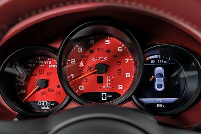 2023 Porsche 718 Cayman GTS 4.0   - Photo 26 - Joliet, IL 60435