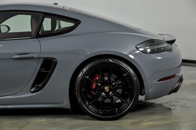 2023 Porsche 718 Cayman GTS 4.0   - Photo 9 - Joliet, IL 60435