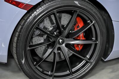 2021 McLaren 720S Spider Performance   - Photo 17 - Joliet, IL 60435