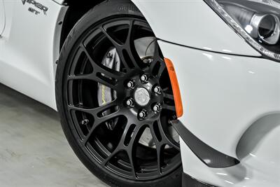 2016 Dodge Viper GTC   - Photo 4 - Joliet, IL 60435