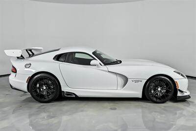 2016 Dodge Viper GTC   - Photo 14 - Joliet, IL 60435