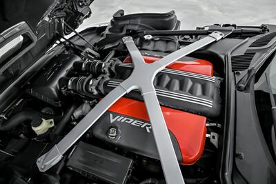 2016 Dodge Viper GTC   - Photo 17 - Joliet, IL 60435
