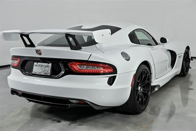 2016 Dodge Viper GTC   - Photo 12 - Joliet, IL 60435