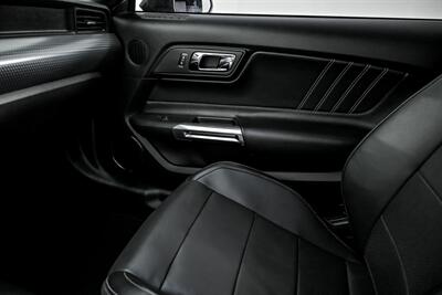 2016 Ford Mustang GT Premium   - Photo 34 - Joliet, IL 60435