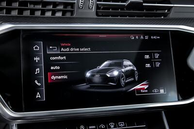 2021 Audi RS 6 Avant 4.0T quattro Avant   - Photo 35 - Joliet, IL 60435