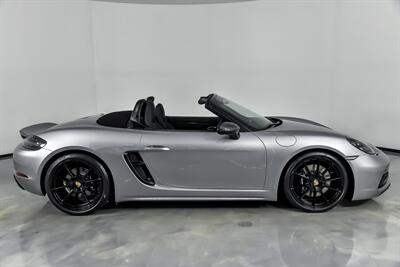 2025 Porsche 718 Boxster GTS 4.0   - Photo 14 - Joliet, IL 60435