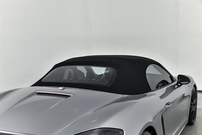 2025 Porsche 718 Boxster GTS 4.0   - Photo 19 - Joliet, IL 60435