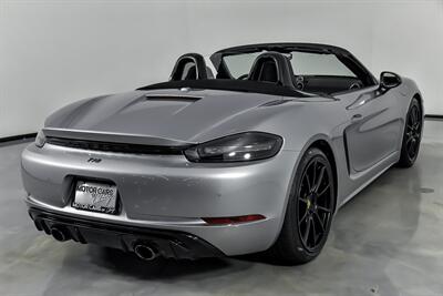 2025 Porsche 718 Boxster GTS 4.0   - Photo 12 - Joliet, IL 60435