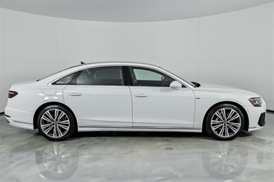 2023 Audi A8 L quattro 55 TFSI-HUGE $102K MSRP-LOADED!   - Photo 14 - Joliet, IL 60435