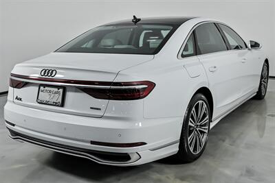 2023 Audi A8 L quattro 55 TFSI-HUGE $102K MSRP-LOADED!   - Photo 12 - Joliet, IL 60435