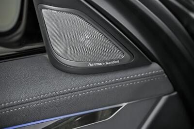 2022 BMW 740i   - Photo 20 - Joliet, IL 60435