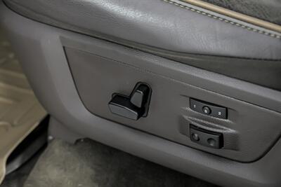 2012 RAM 3500 Laramie Longhorn   - Photo 25 - Joliet, IL 60435