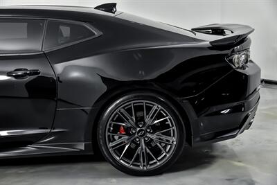 2019 Chevrolet Camaro ZL1 - Photo 9 - Joliet, IL 60435