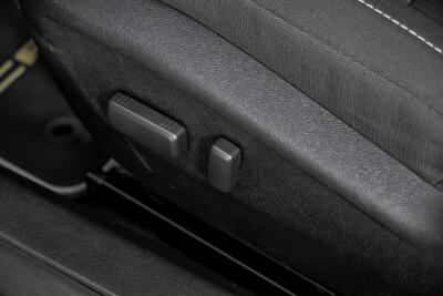 2013 Chevrolet Camaro SS   - Photo 19 - Joliet, IL 60435