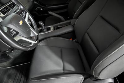 2013 Chevrolet Camaro SS   - Photo 15 - Joliet, IL 60435