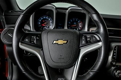 2013 Chevrolet Camaro SS   - Photo 21 - Joliet, IL 60435