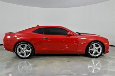 2013 Chevrolet Camaro SS   - Photo 9 - Joliet, IL 60435