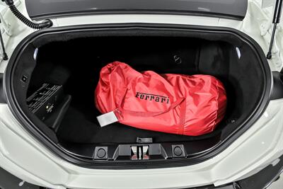 2023 Ferrari Roma -HUGE MSRP! - Photo 16 - Joliet, IL 60435