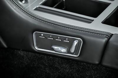 2012 Aston Martin Virage Volante-NEW TIRES-GARAGE KEPT!   - Photo 27 - Joliet, IL 60435
