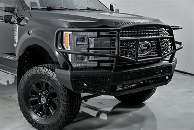 2018 Ford F-250 Super Duty Platinum   - Photo 2 - Joliet, IL 60435