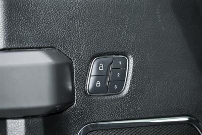 2018 Ford F-250 Super Duty Platinum   - Photo 18 - Joliet, IL 60435