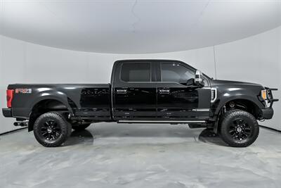 2018 Ford F-250 Super Duty Platinum   - Photo 13 - Joliet, IL 60435