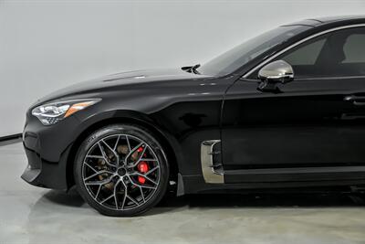 2022 Kia Stinger GT2   - Photo 7 - Joliet, IL 60435