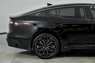 2022 Kia Stinger GT2   - Photo 13 - Joliet, IL 60435