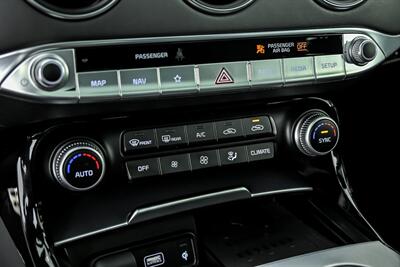 2022 Kia Stinger GT2   - Photo 35 - Joliet, IL 60435