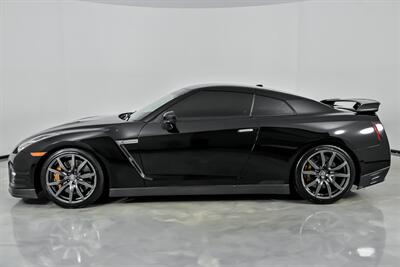 2012 Nissan GT-R Premium   - Photo 8 - Joliet, IL 60435