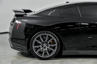 2012 Nissan GT-R Premium   - Photo 13 - Joliet, IL 60435