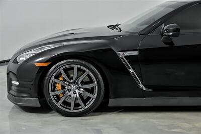 2012 Nissan GT-R Premium   - Photo 7 - Joliet, IL 60435