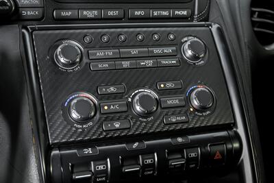 2012 Nissan GT-R Premium   - Photo 36 - Joliet, IL 60435