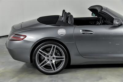 2012 Mercedes-Benz SLS AMG   - Photo 13 - Joliet, IL 60435