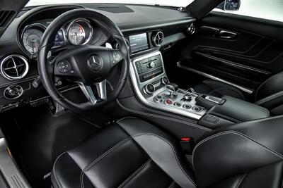 2012 Mercedes-Benz SLS AMG   - Photo 30 - Joliet, IL 60435