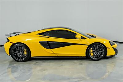2017 McLaren 570S   - Photo 14 - Joliet, IL 60435