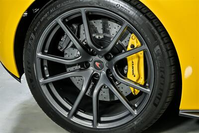 2017 McLaren 570S   - Photo 16 - Joliet, IL 60435