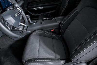 2024 Ford Mustang GT   - Photo 20 - Joliet, IL 60435