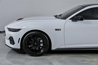 2024 Ford Mustang GT   - Photo 7 - Joliet, IL 60435