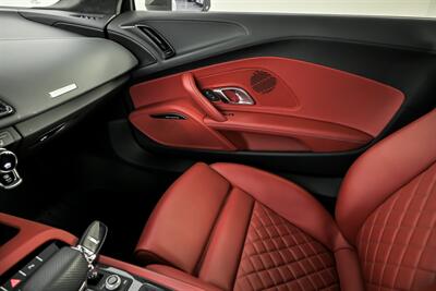 2020 Audi R8 5.2 quattro V10 performance   - Photo 38 - Joliet, IL 60435